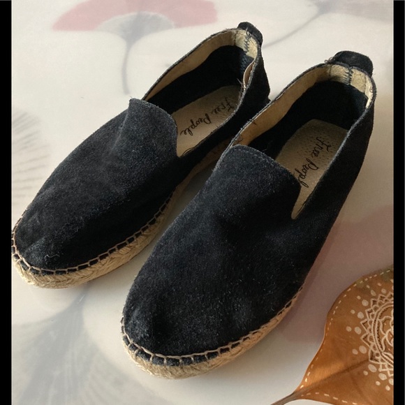 Free People Black Suede Leather loafers flats size 7 - Picture 2 of 9